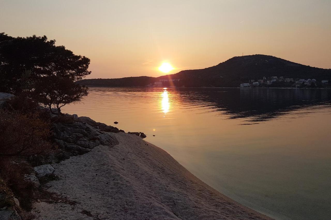 Apartments And Rooms By The Sea Slano, Dubrovnik - 8737 מראה חיצוני תמונה